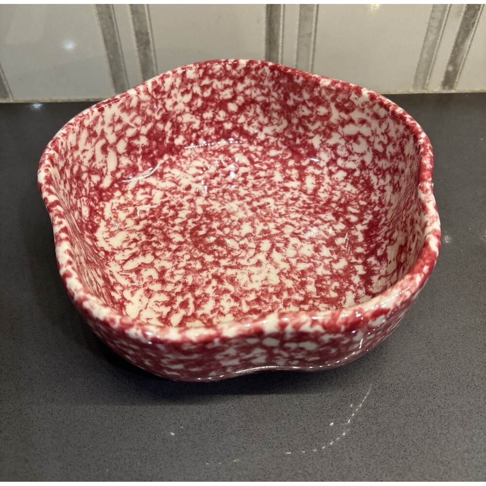 Vintage Red White Spongeware Spatterware Wavy Round Pottery Bowl USA Rustic 6”